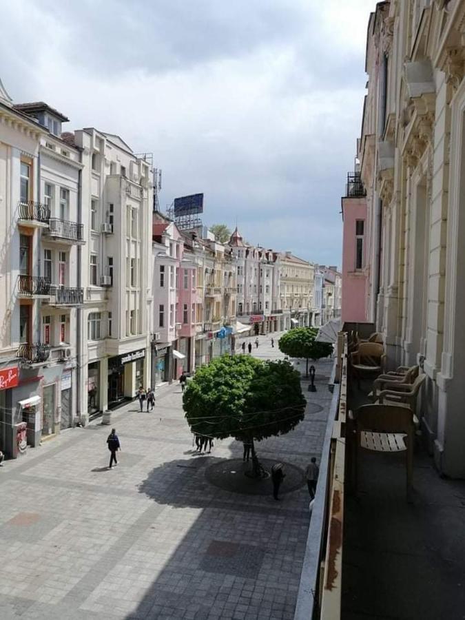 Guest Rooms Super Center Plovdiv Perfect Location Dış mekan fotoğraf