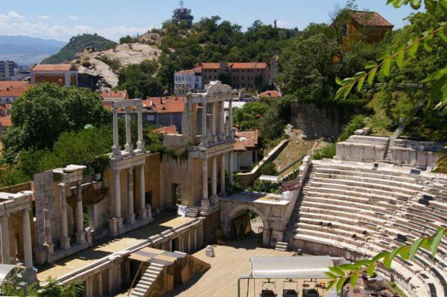 Guest Rooms Super Center Plovdiv Perfect Location Dış mekan fotoğraf